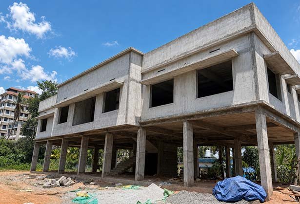 Commercial complex at Bathery